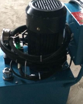 鉚接機脫模困難怎么辦？鉚接點容易撕裂怎么辦？