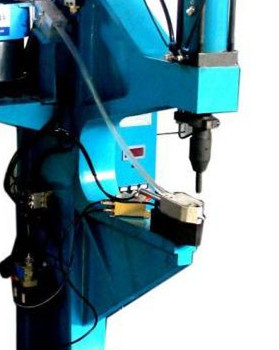 導(dǎo)致自動(dòng)鉚接機(jī)故障的原因有哪些?