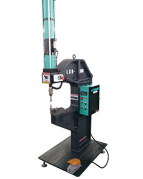 無鉚釘鉚接機(jī)對(duì)板件表面有要求嗎?