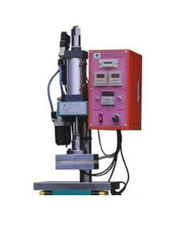 氣壓鉚接機(jī)怎么調(diào)壓力？丹峰機(jī)械科普！