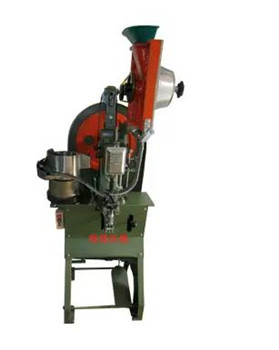 鉚接機(jī)鉚接時出現(xiàn)裂紋是怎么回事？