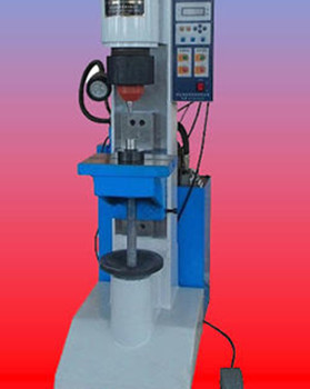 無(wú)鉚釘鉚接機(jī)的鉚釘工藝和傳統(tǒng)工藝相比有哪些優(yōu)點(diǎn)？