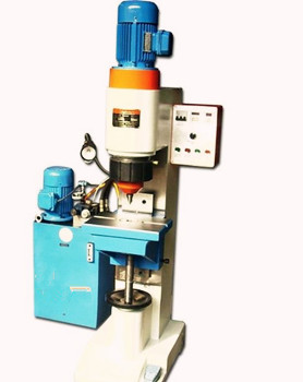 徑向鉚接機(jī)選購(gòu)時(shí)注意這三點(diǎn)，讓你選到滿意的設(shè)備！